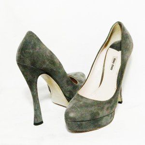 Miu Miu Gray Suede Platform Pumps Heels EU 39 EUC